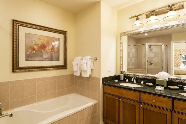Sandy Ridge Sunrise 3 Bed 3 Bath condo by RedAwning
