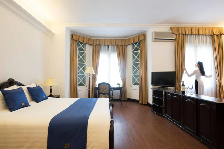 Hoa Binh Hotel