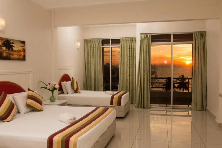 Standard Triple room with balcony and with view