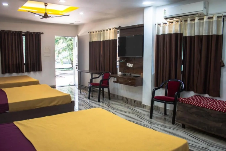 Guest rooms