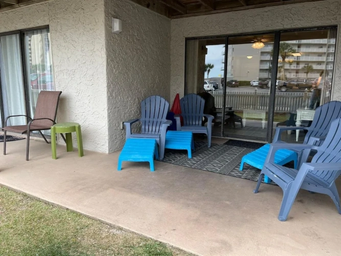 2 Bedrooms Standard Family room with balcony and with partial ocean view