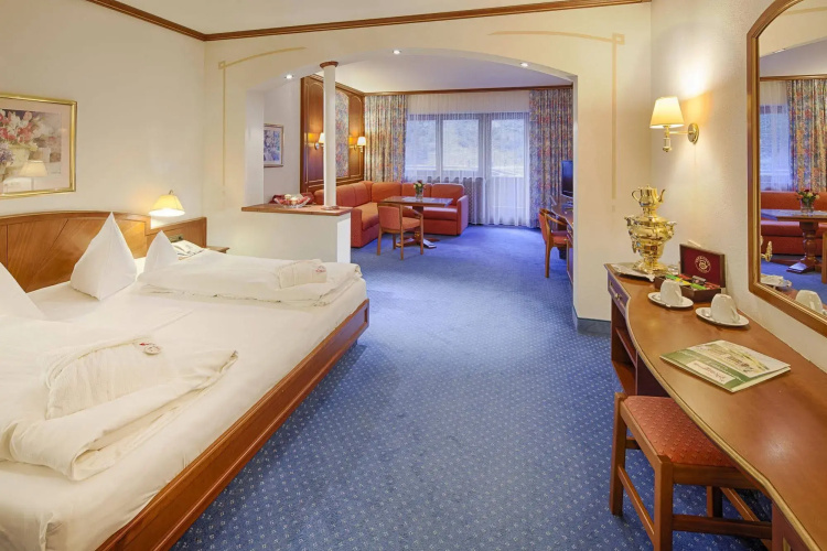 VALARA Alpine Art Hotel
