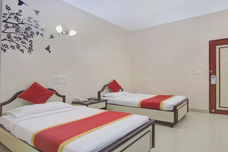 Pai Vaibhav Hotel