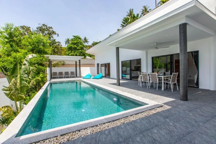 3 Bedrooms Villa