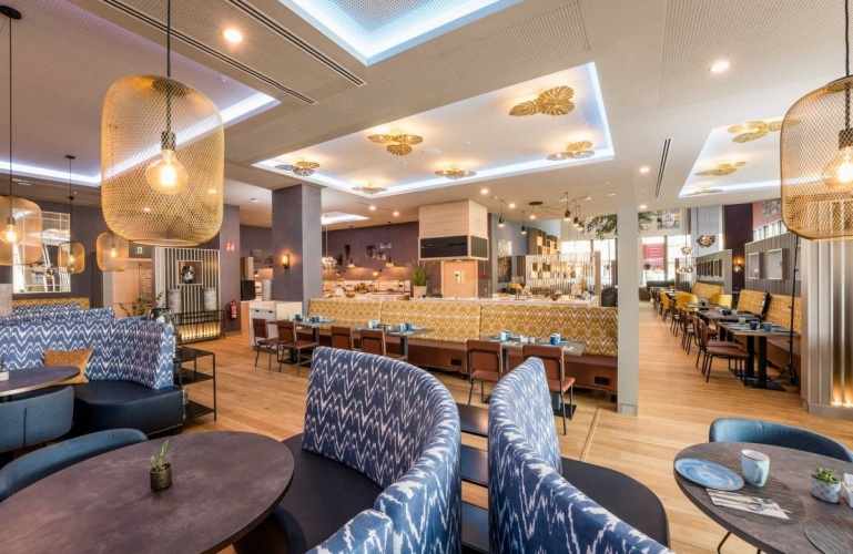 Leonardo Royal Hotel Barcelona Fira photo 19
