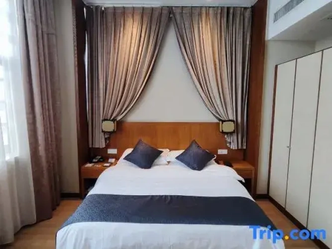 2 Bedrooms Suite with balcony and with garden view