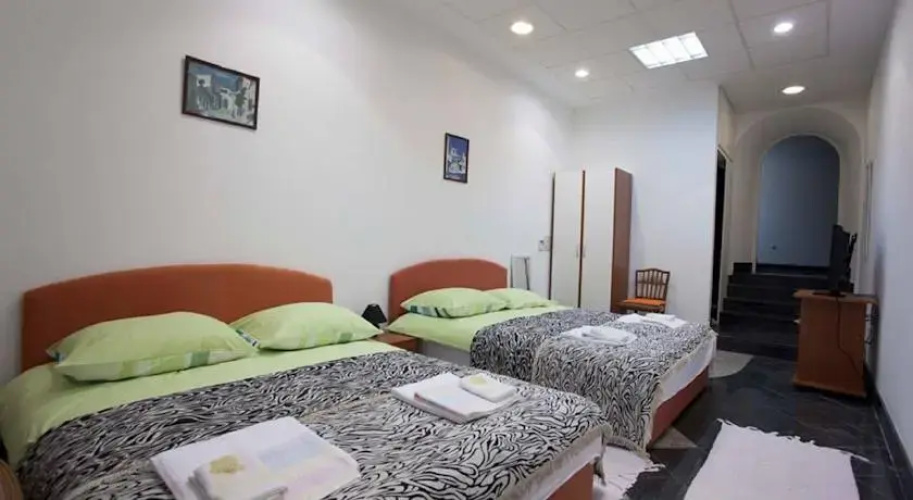 Apartment Azra