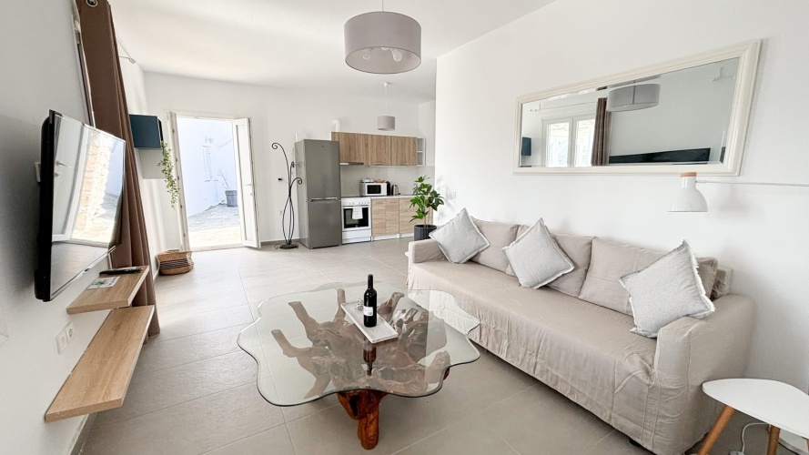 2 Bedrooms Villa with sea view