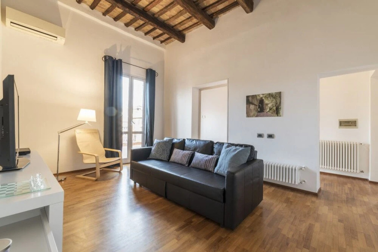 Great Terrace Flat a few Steps From Spanish Steps