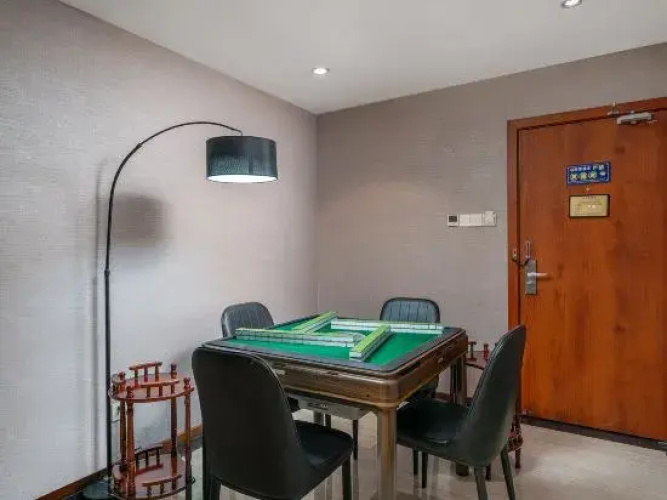 Renxin Hotel