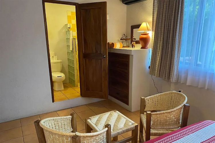 Zandoyo Bed & Breakfast