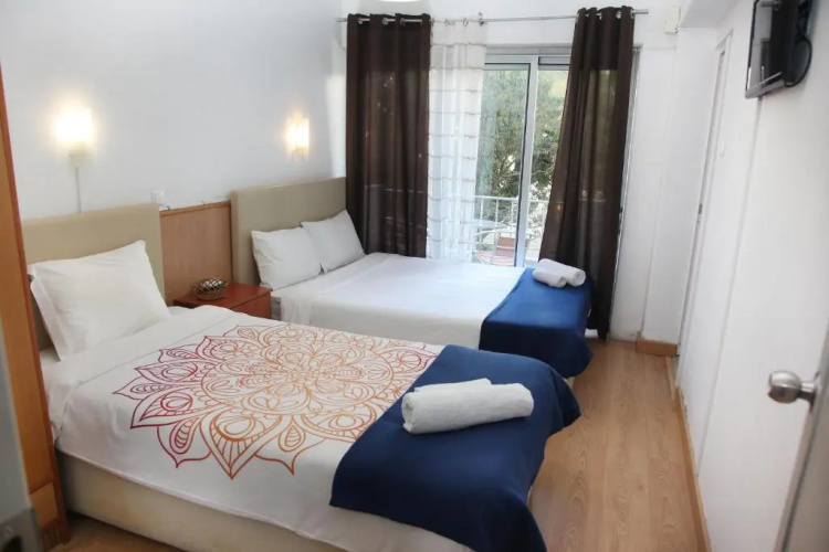 Lisbon Suite Home