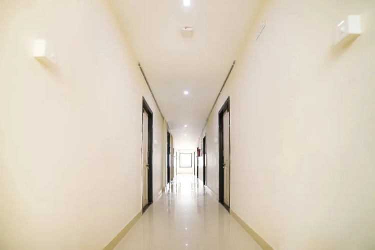 Vj Inn by OYO Rooms