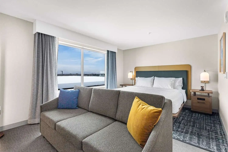 Guest rooms