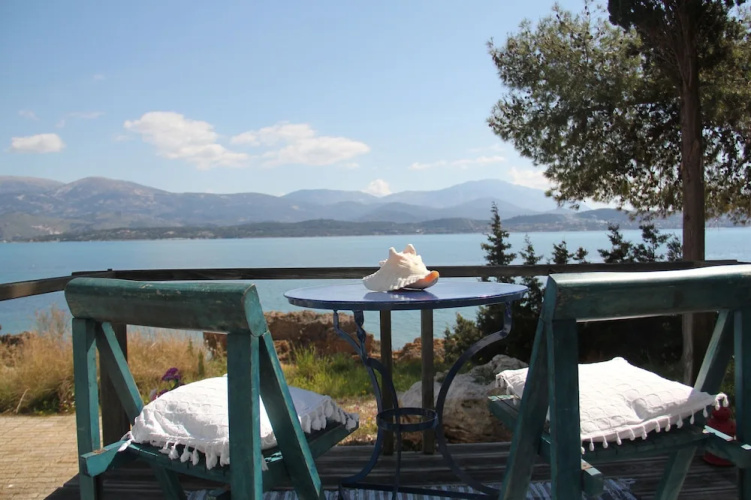 Alekos Beach Houses-Romance