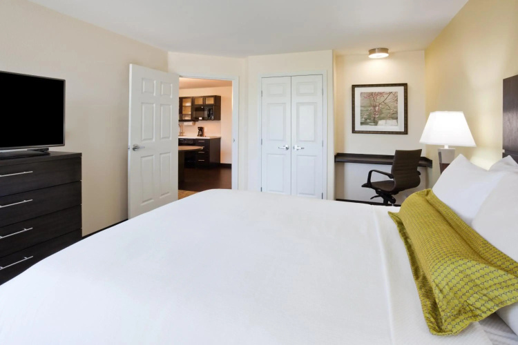 Candlewood Suites Dickinson ND by IHG