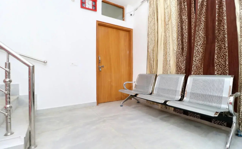 OYO 27669 Harkirat Niwas