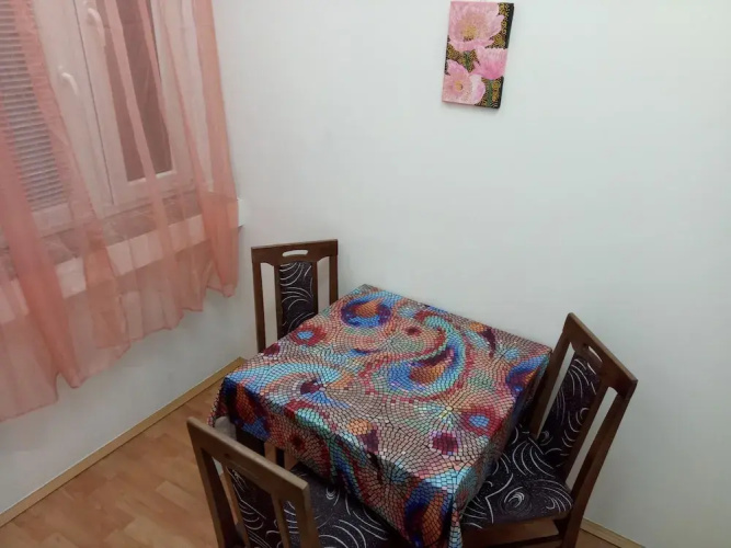 Kiwi Apartment