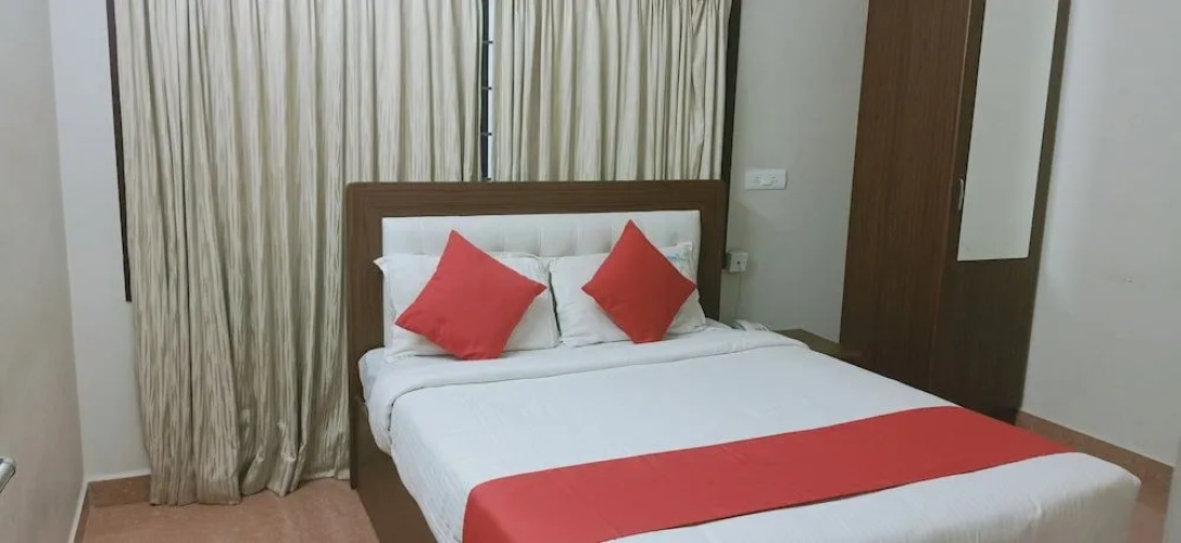 R Hotel - Manapakkam