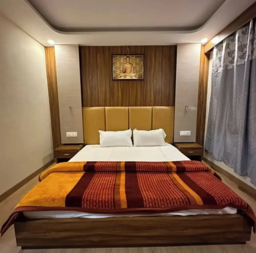 Hotel paradise hills