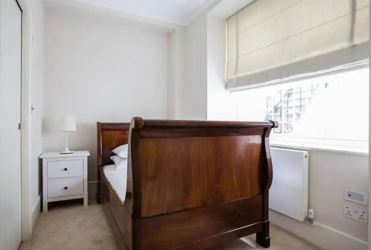 Brunswick Gardens II by Onefinestay