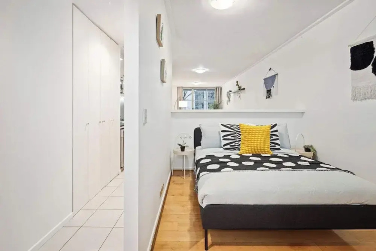 A Stylish Studio for 6, Next to Darling Harbour