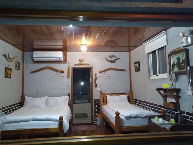 Deluxe Triple room with balcony and with sea view
