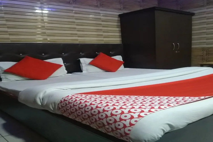 Hotel Ajay