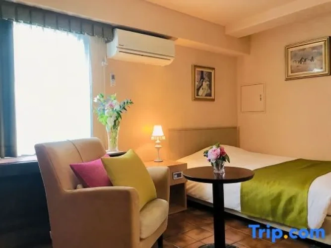 Bed in Dorm (female dorm)