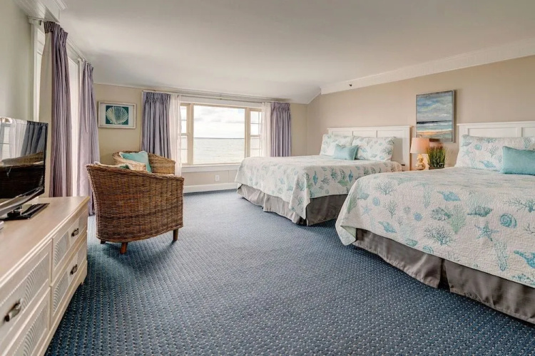 The Heights Hotel