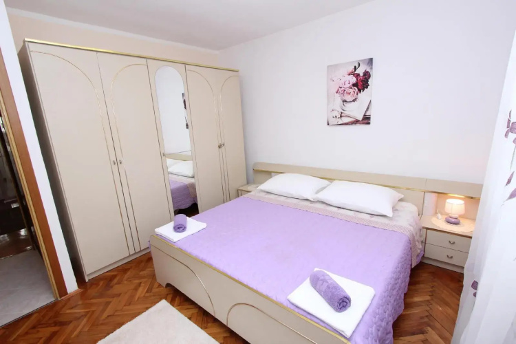 Apartments Divna