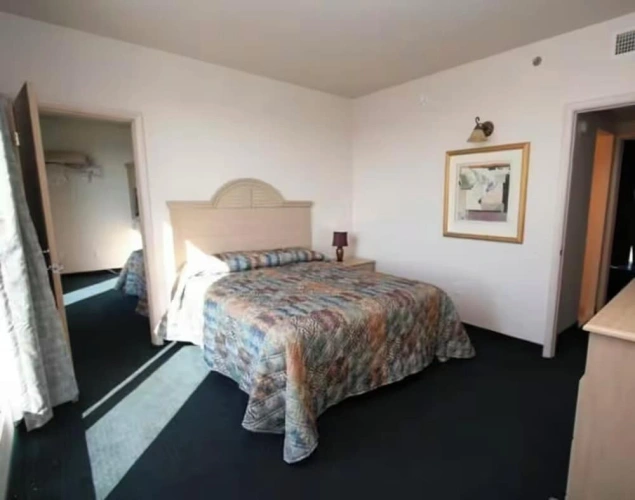 2 Bedrooms Quadruple Suite with balcony and oceanfront