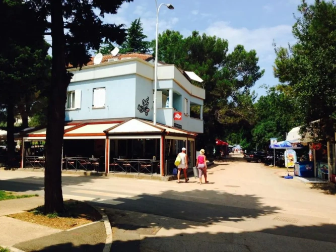 1 Bedroom Apartment with balcony