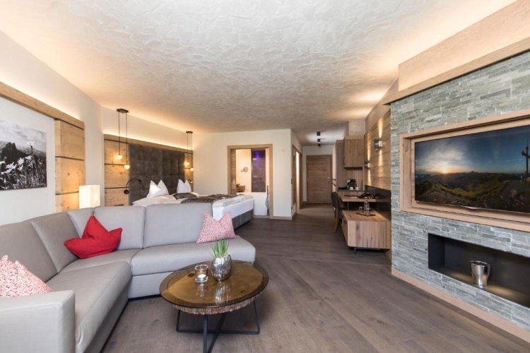 Suite with view