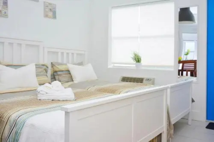 Villa Byron Suites