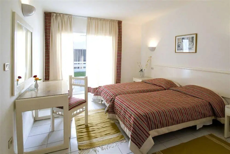 Hotel The Club