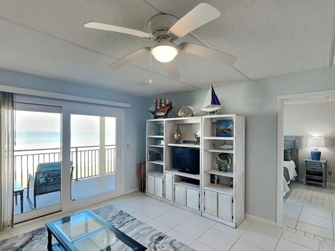 Windjammer 215