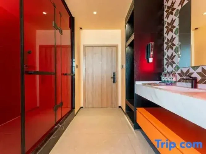Premier Quadruple Suite