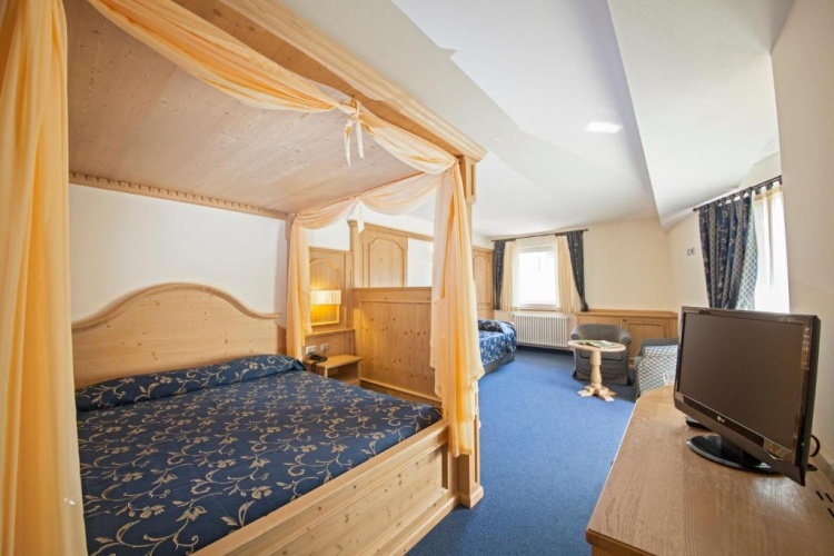 Junior Suite with balcony