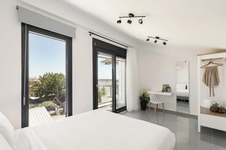 2 Bedrooms Villa with garden view
