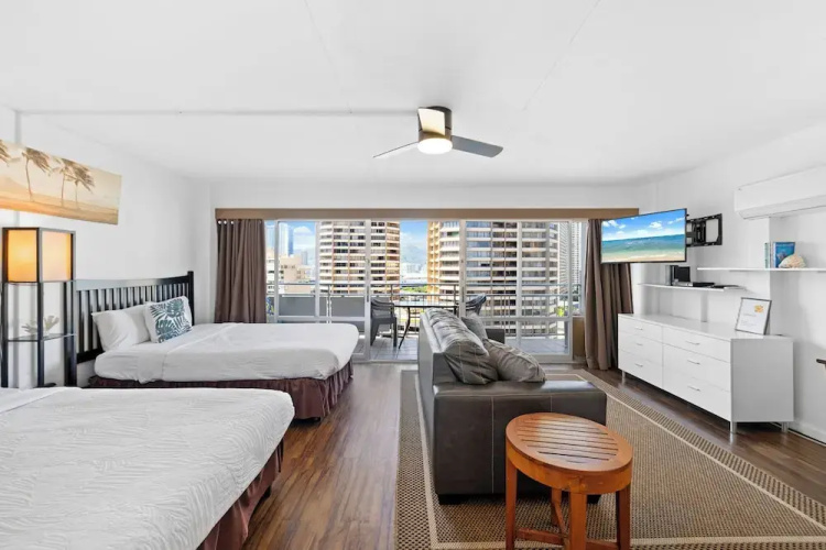Ilikai Hotel Studio