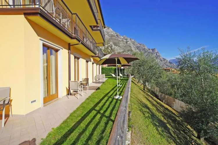 Apartments "VILLA IMELDA"