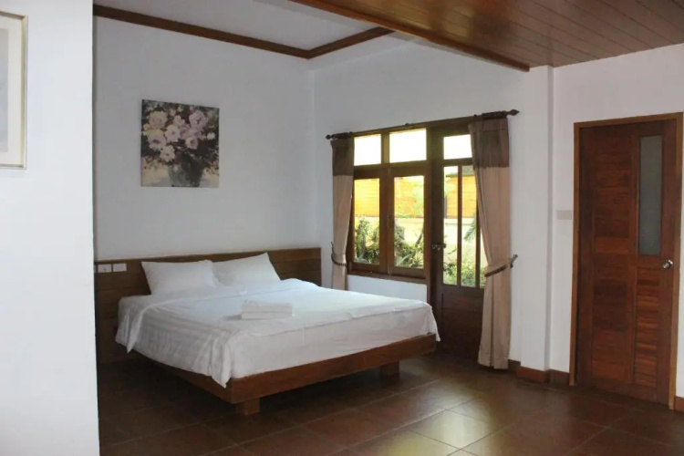 Tree Home Plus Home Stay