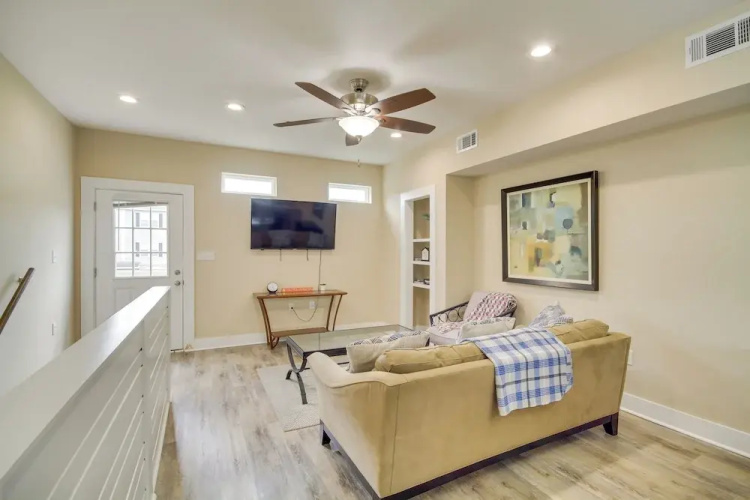D'iberville Delight ~ 2 Mi From Beach & Casinos!