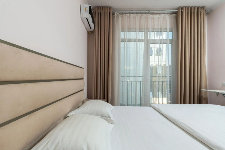 Green Park Apartment