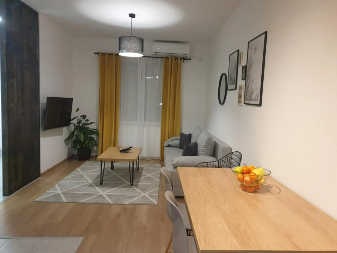 Apartment 12-09