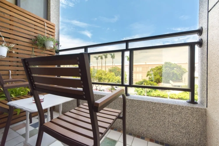 Standard Quadruple Family room with balcony and with city view