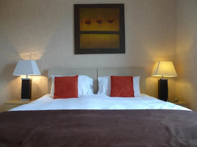 The Ashburnham Hotel