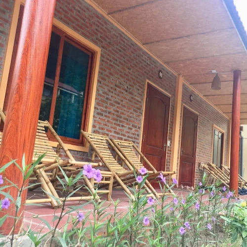 Deluxe Quadruple Bungalow with lake view
