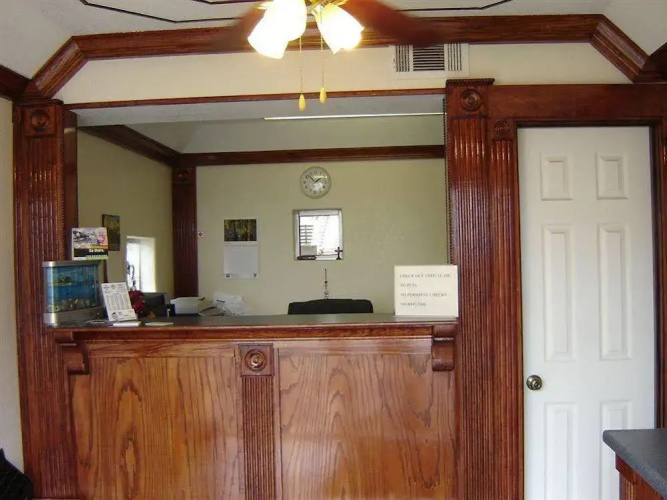 Regency Inn